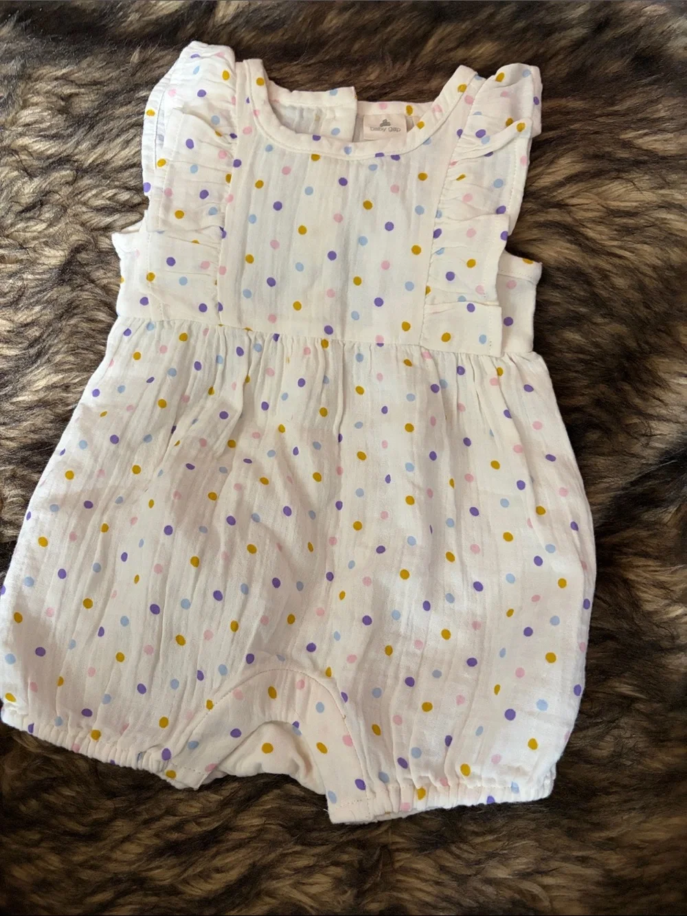Baby GAP Ivory Frost 1 Piece Girls Polka Dot Romper Size 6-12 Months